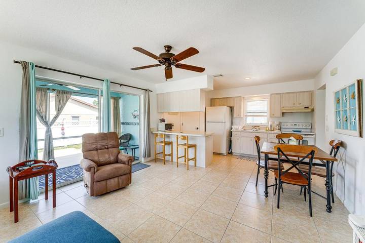 Appartement de vacances pour 4 personnes, avec piscine et terrasse