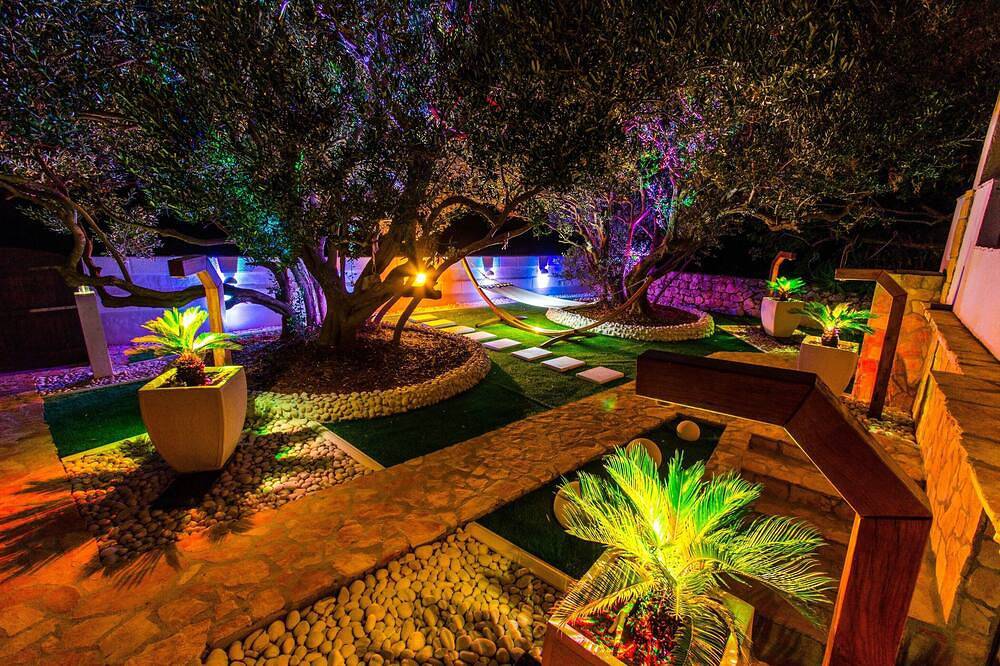 Casa vacanza a Zirona Piccola a partire da 207€ a notte