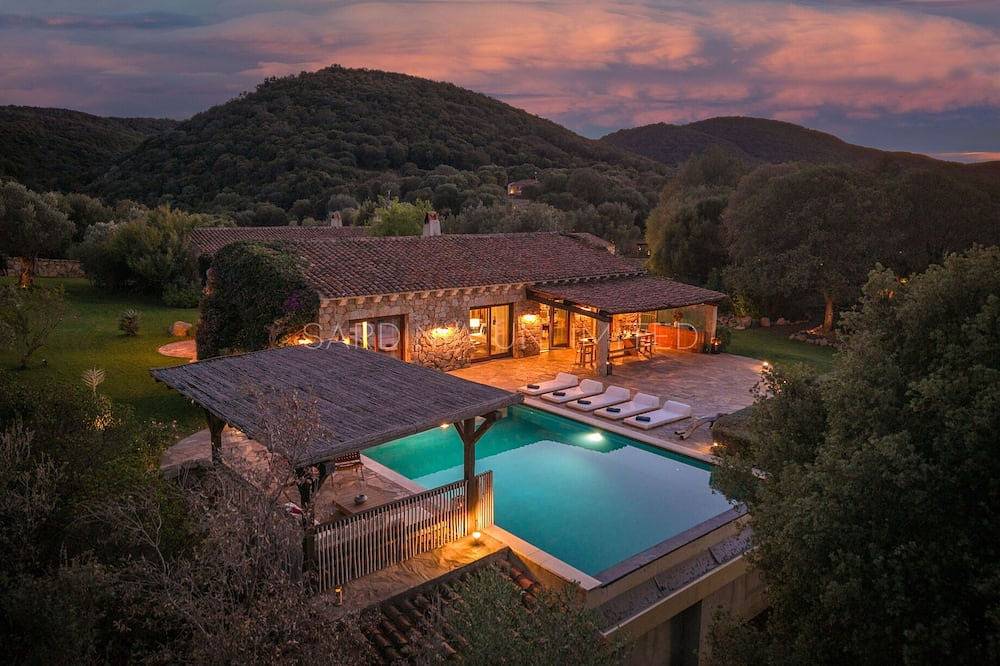 Villa in Arzachena mit 4 Schlafzimmern 8 Schlafplätzen in Luogosanto, Gallura