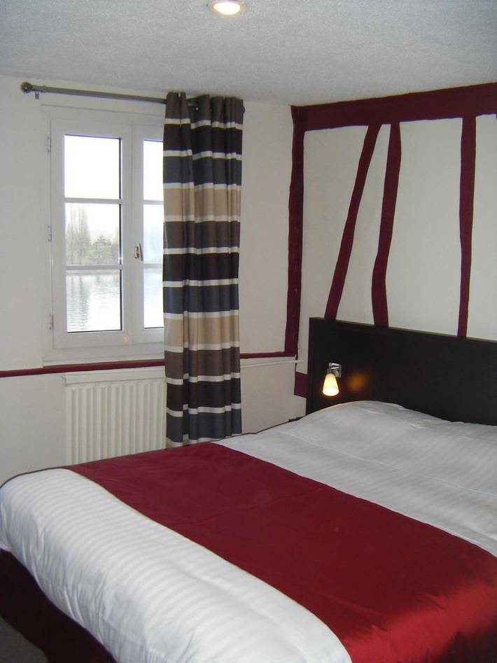 Hôtel pour 2 personnes, avec terrasse à La Bouille - 2