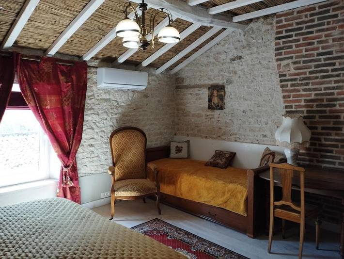 Chambre d’hôte pour 4 personnes, avec jardin ainsi que vue et piscine au Parc Naturel Régional du Marais poitevin - 4