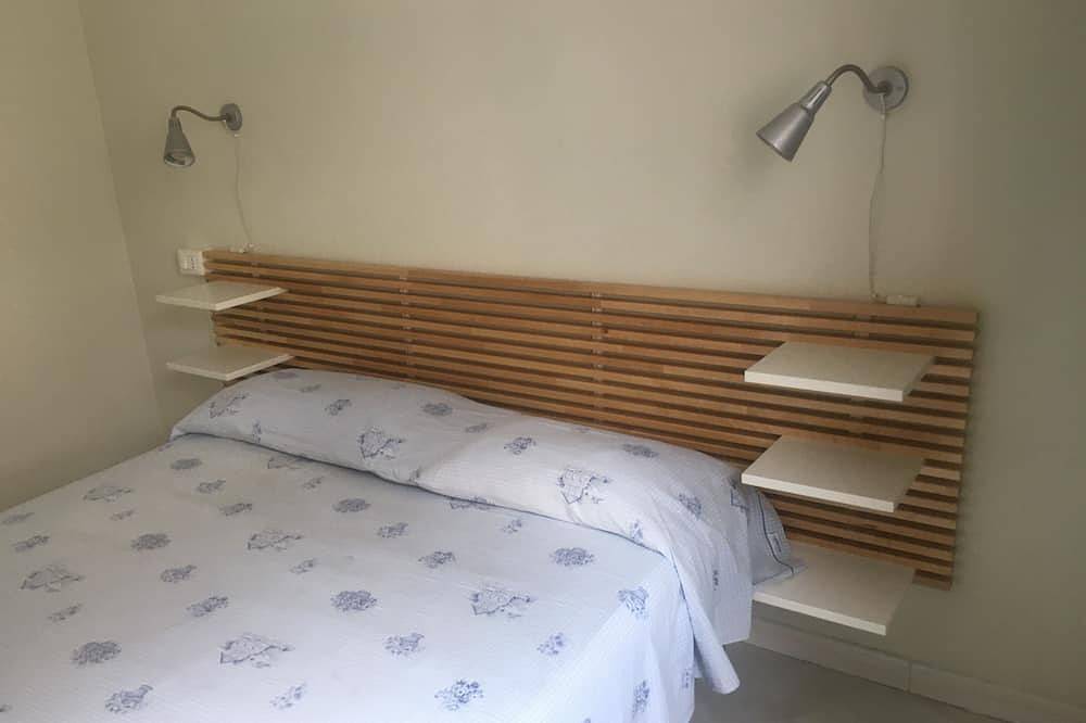 Apartamento entero, 3-bedroom apartment in wonderful Casamicciola Terme with Ac, Wifi in Casamicciola Terme, Ischia
