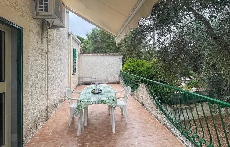 Gîte pour 5 personnes, avec jardin et piscine à Vico del Gargano - 3