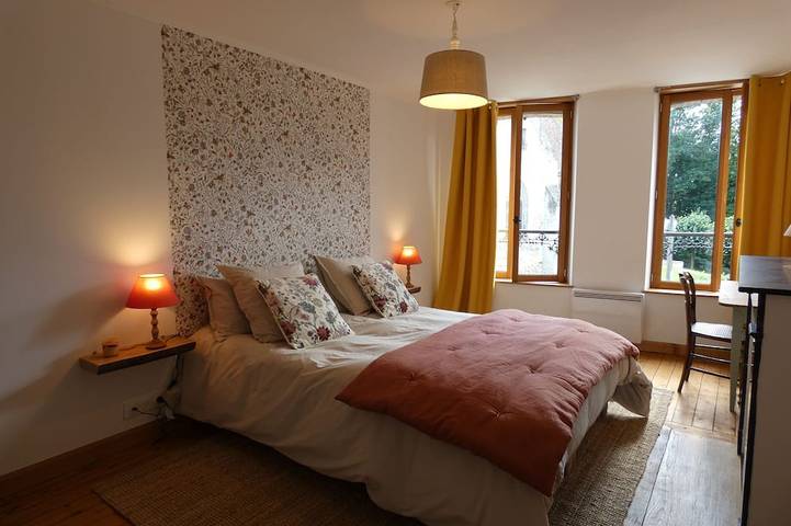 Location de vacances pour 4 personnes dans Le Mage