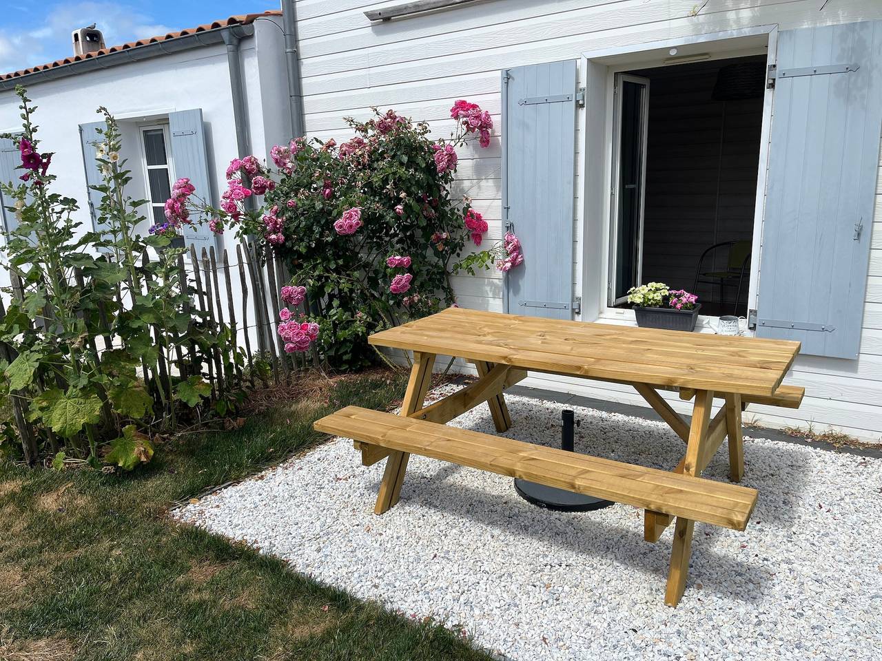 Chambre d’hôtes « Fleur de Sel » avec terrasse privée, jardin commun et Wi-Fi in L'Houmeau, Région de La Rochelle