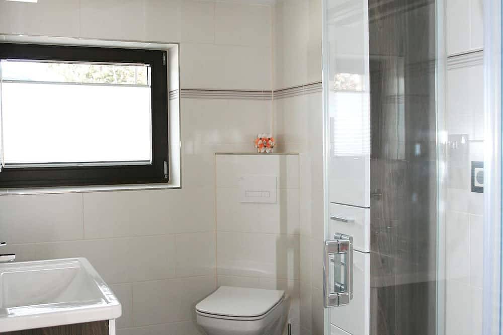 Ganze Wohnung, Gästewohnung \"Bergblick\" in der Nähe vom Löbauer Berg (Oberlausitz) in Oberlausitz Niederschlesien