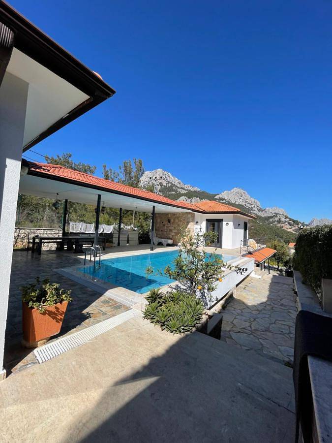 Villa voor 17 personen, with tuin and zwembad as well as uitzicht, met huisdier - 1