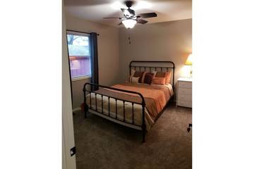 Vacation House for 8 Guests in Champaign, Illinois, Picture 3