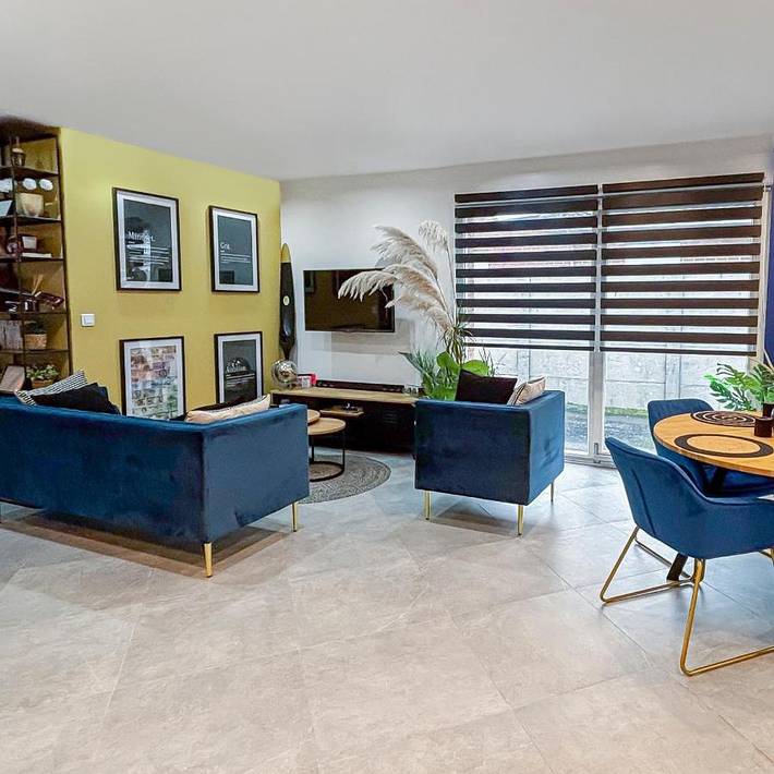 Gîte pour 3 personnes, avec jardin à Petite-Forêt