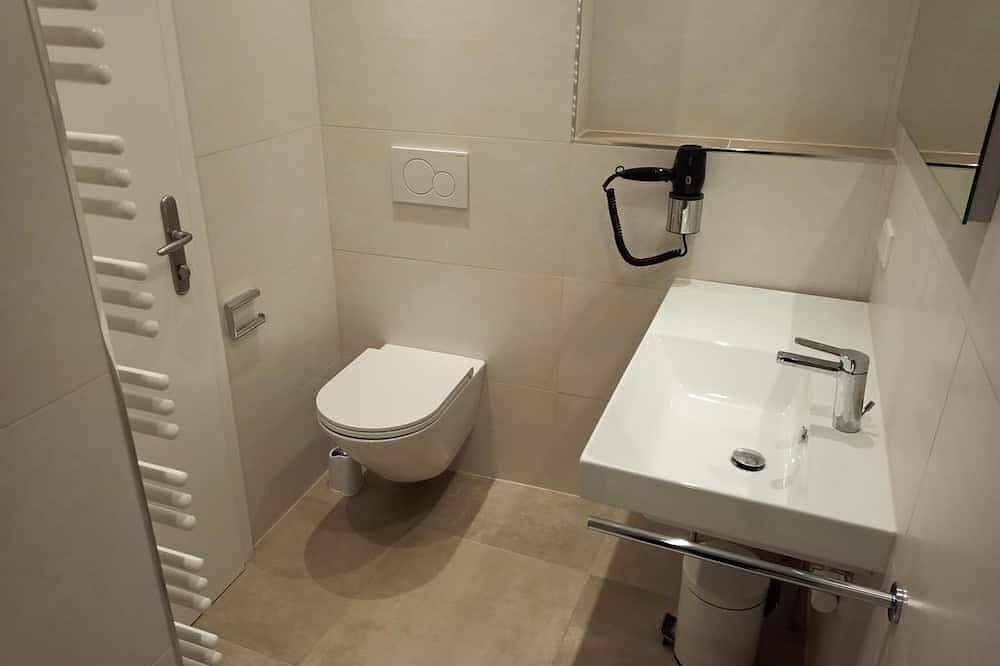 Oferta Caliente habitación triple tarifa no reembolsable - Adlerhof, Pensión in Salzburgo, Salzburg und Umgebung
