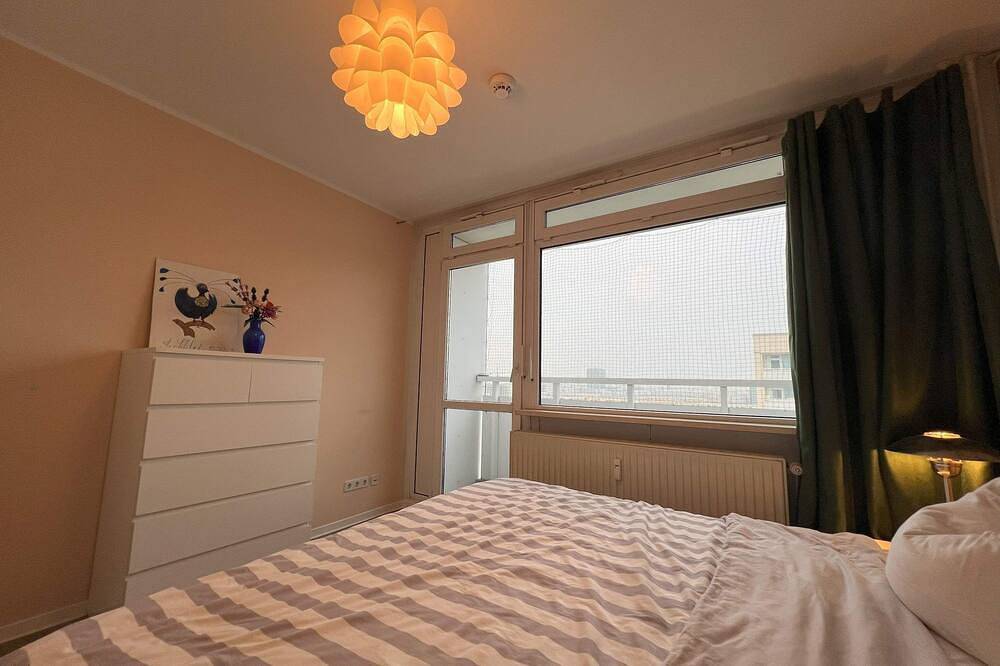 Entire apartment, Holzmarktstrasse Summ in Mitte Berlin, Berlin