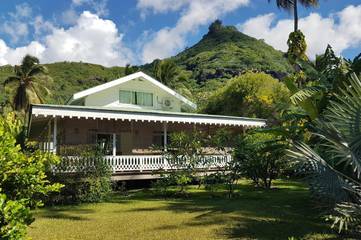 Villa pour 8 personnes, avec terrasse et jardin dans Mo'orea