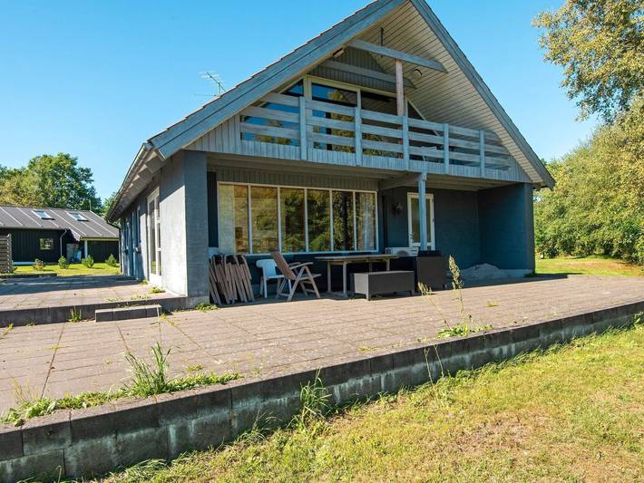 Ferienhaus für 11 Personen, mit Whirlpool und Balkon, kinderfreundlich in St. Sjørup