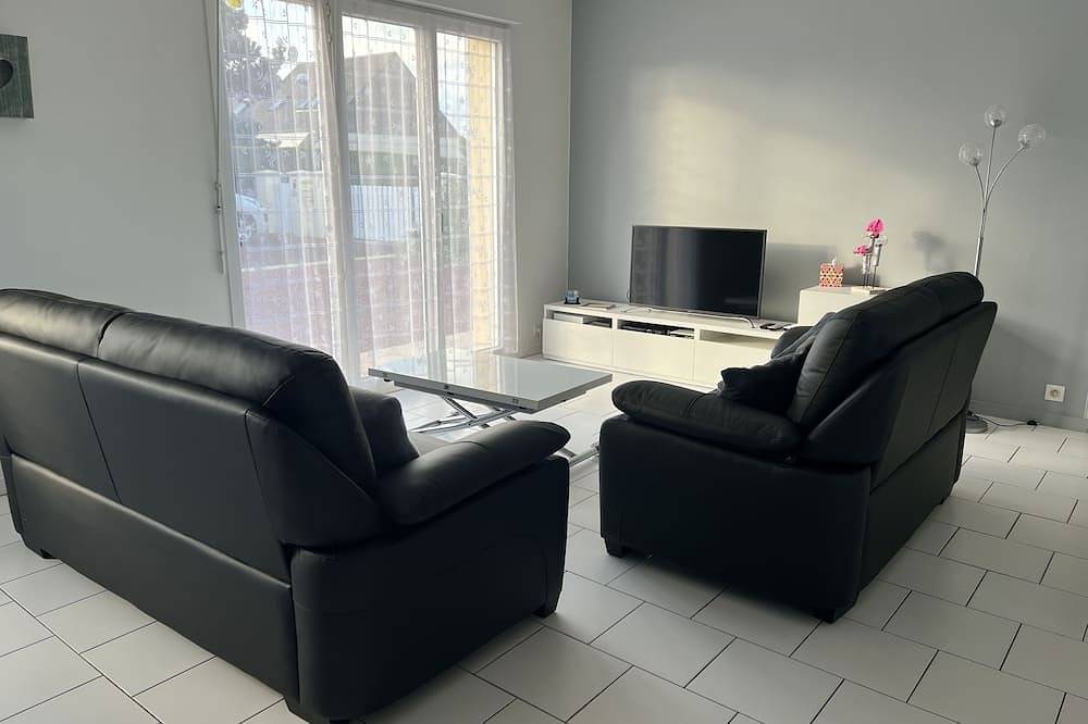 Komfortables Haus, 400 m vom Strand in Saint-Germain-sur-Ay, Coutances und Umgebung