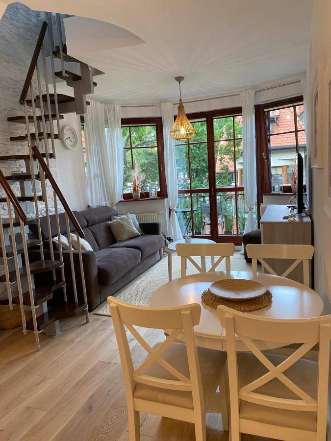 Ferienwohnung für 4 Personen, mit Balkon und Garten - 1