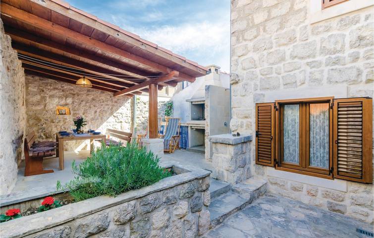 Refugio costero: apartamento con vistas al mar y terraza, cerca de Slano y de las playas in Slano, Condado de Dubrovnik-Neretva