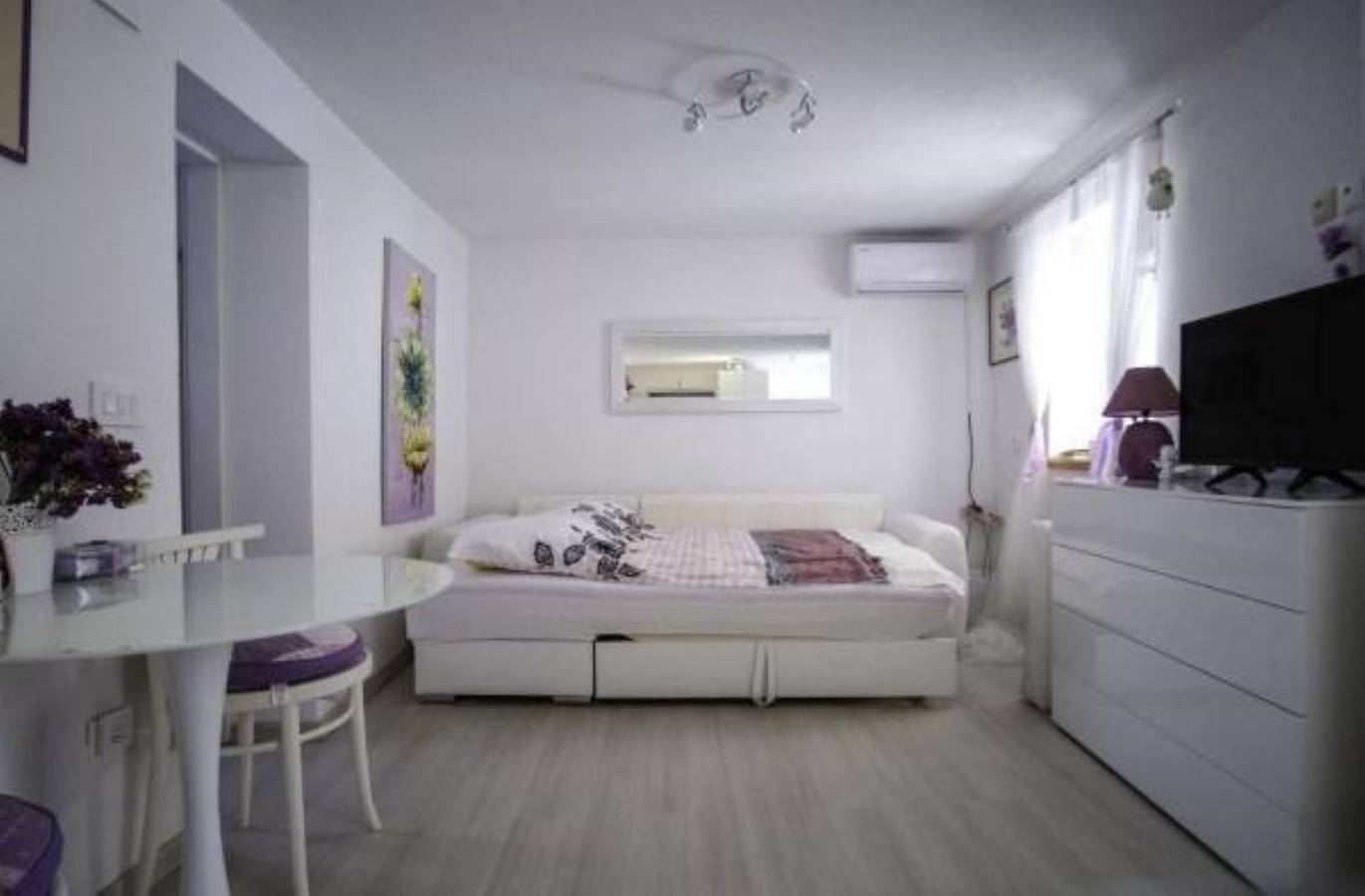 Ganzes Studio, Holiday Home Lavanda in Raslina, Šibenik-Knin