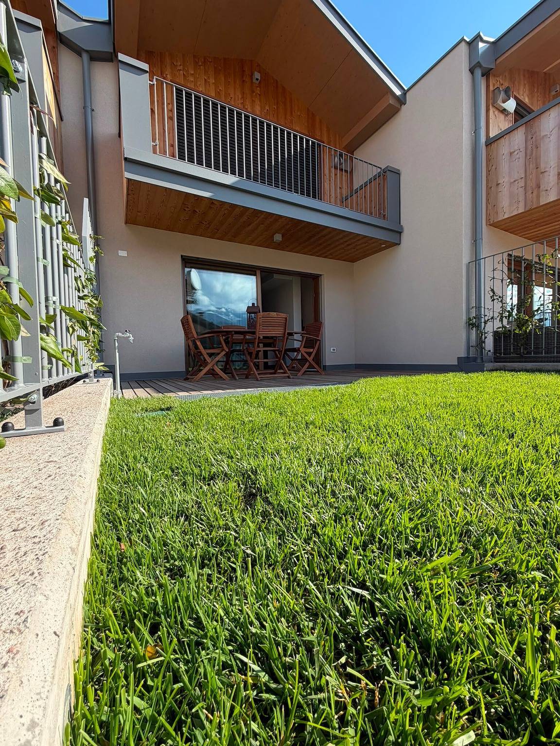Ganze Wohnung, Rostrini Family Home Alpine Retreat mit Bergblick in Cavalese, Fleimstaler Alpen