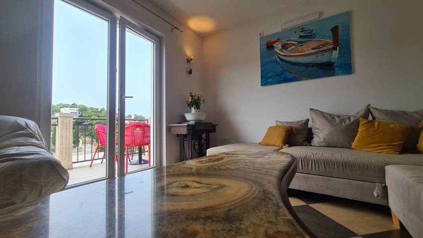 Ganze Wohnung, Zwei-Zimmer-Wohnung Bašković A2 auf der Insel Brač in Supetar, Brac