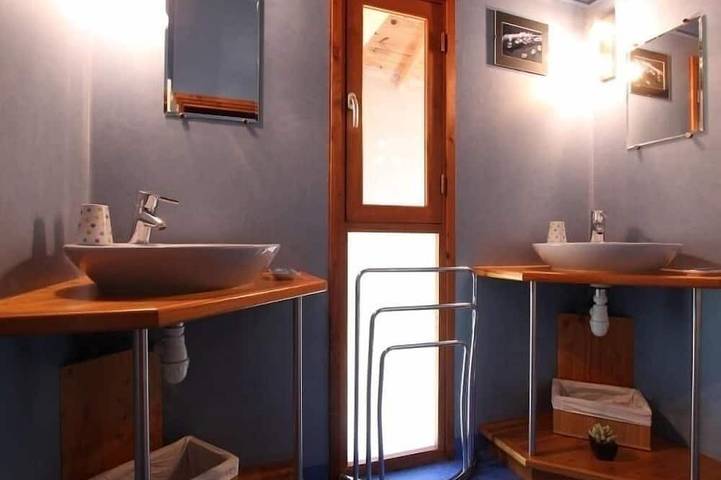 Gîte pour 6 personnes, avec jardin, animaux acceptés à Céaux-d'Allègre - 4