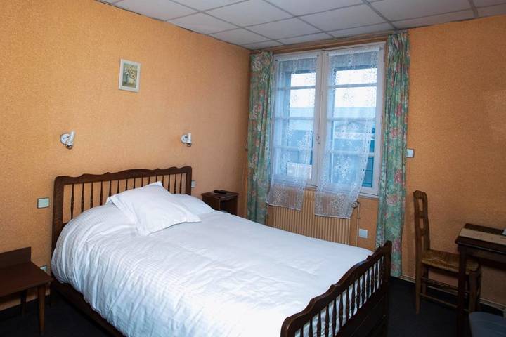 Hôtel pour 2 personnes, avec terrasse, animaux acceptés à Guichen - 4