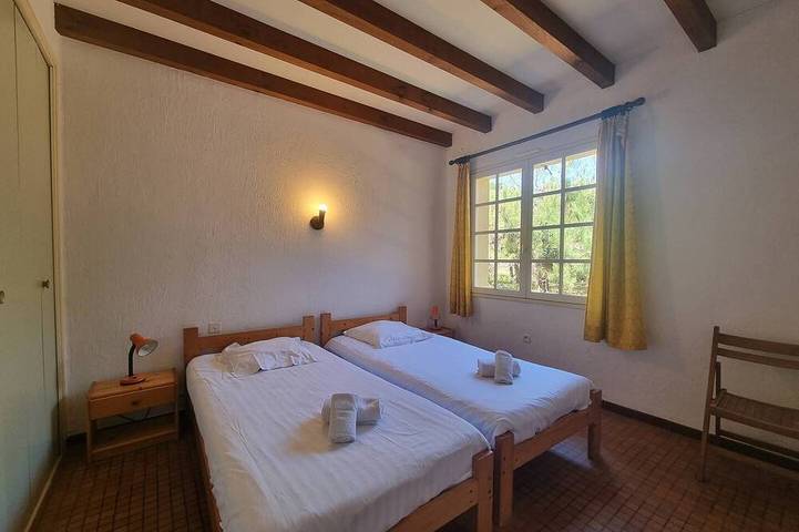 Gîte pour 5 personnes, avec jardin dans Plage Naturistes - 3