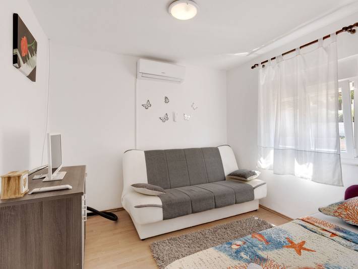 Ferienhaus für 5 Personen in Jasenice - 2