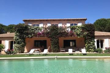 Villa pour 10 personnes, avec jacuzzi et jardin dans Gigaro