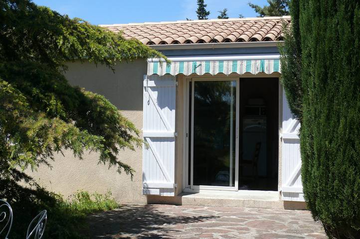 Gîte pour 4 personnes, avec terrasse et jardin dans l' Hérault - 4