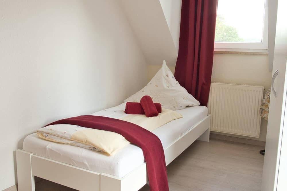 Ganze Wohnung, Ferienwohnung \"Dornfelder\" (65qm) in Sommerhausen, Fränkisches Weinland