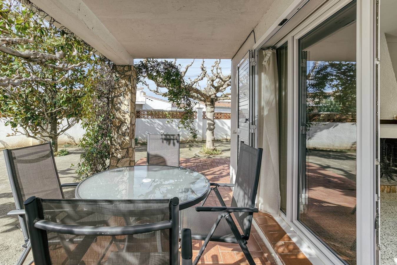 Maison de vacances "Casa Dalies" avec jardin, terrasse et Wi-Fi in L'Escala, Haut-Ampurdan