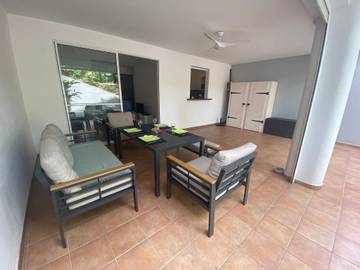 Gîte pour 4 personnes, avec terrasse à Les Trois-Îlets