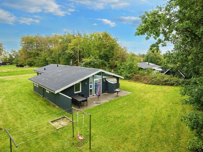 Ferienhaus für 8 Personen, mit Terrasse und Pool sowie Sauna in St. Sjørup - 2