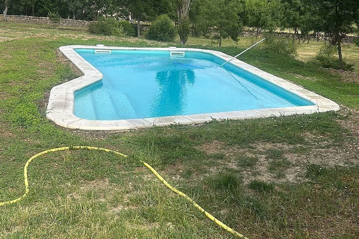 Casa rural para 12 personas, con jardín, Se admiten mascotas en Torre Val de San Pedro