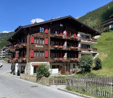 Hütte für 2 Personen, mit Sauna und Garten sowie Whirlpool, mit Haustier in Zermatt