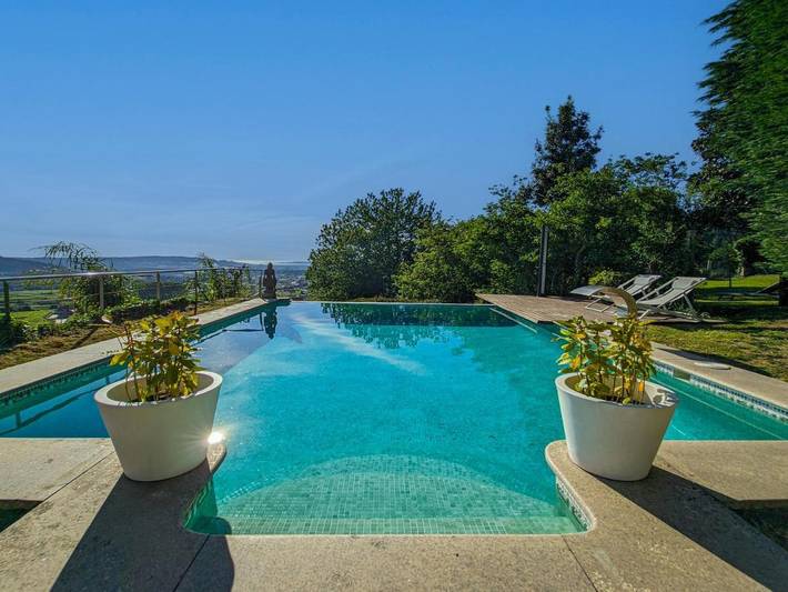 Casa rural para 8 personas, con piscina además de jardín y vistas en Rias Baixas - 4