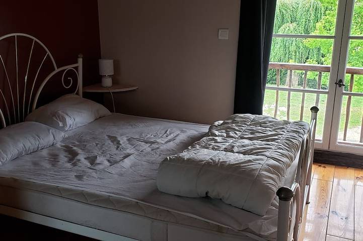 Location de vacances pour 9 personnes, avec jardin à Foissiat - 2