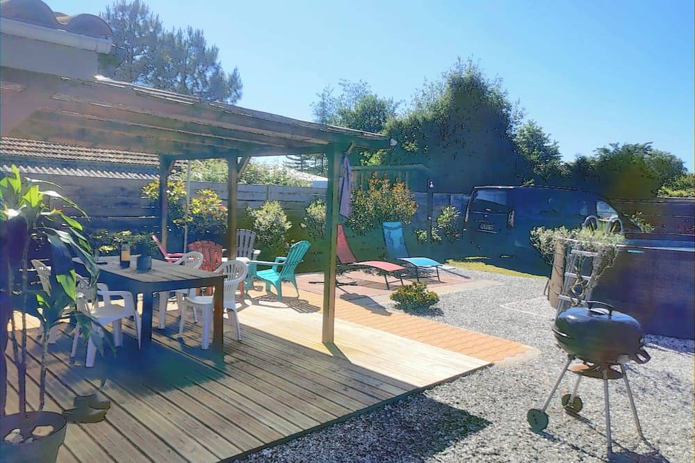 Maison Bois Terrasse Bbq Jardin A 11 Km De La Plage 9 Km Lac Leon in Linxe, Dax region