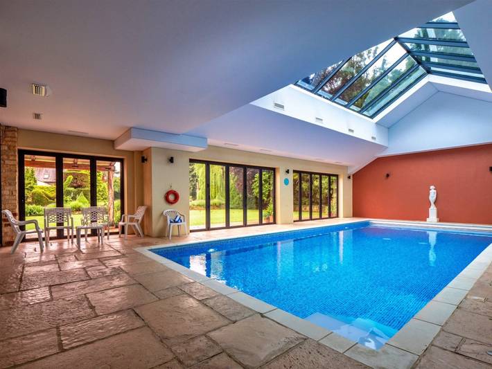 Cottage for 6 people, with Terrace and Garden as well as Pool in Kingham