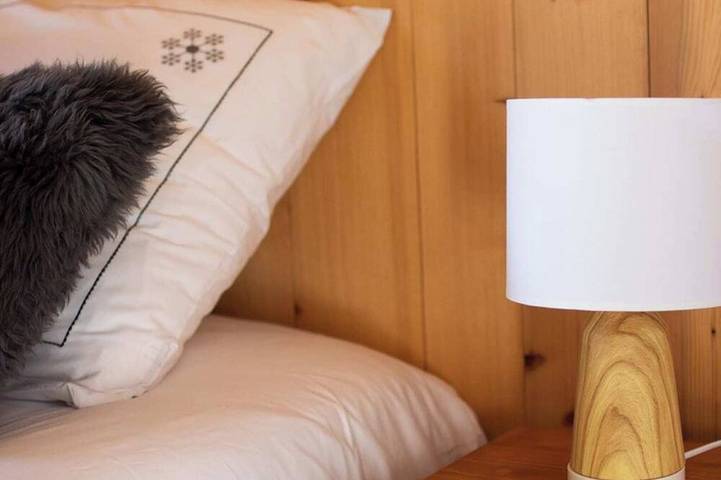 Ferienwohnung mit beheiztem Innenpool und Ruhebereich in Taninges, Region Bonneville