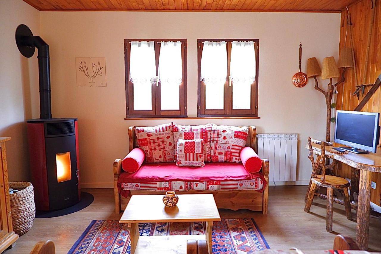 Appartement entier, Petit chalet de montagne avec espace extérieur in Labaroche, Parc naturel régional des Ballons des Vosges
