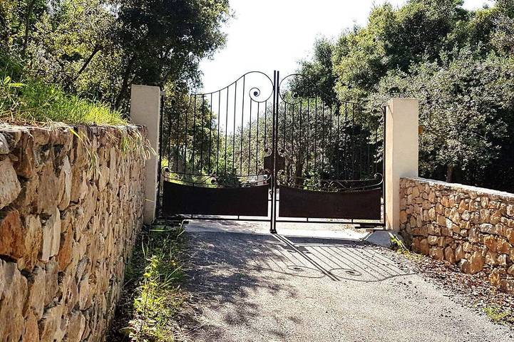 La Bastide du Jas Blanc - Villa de charme /piscine chauffée à débordement 🌅 in Callas, Région de Draguignan