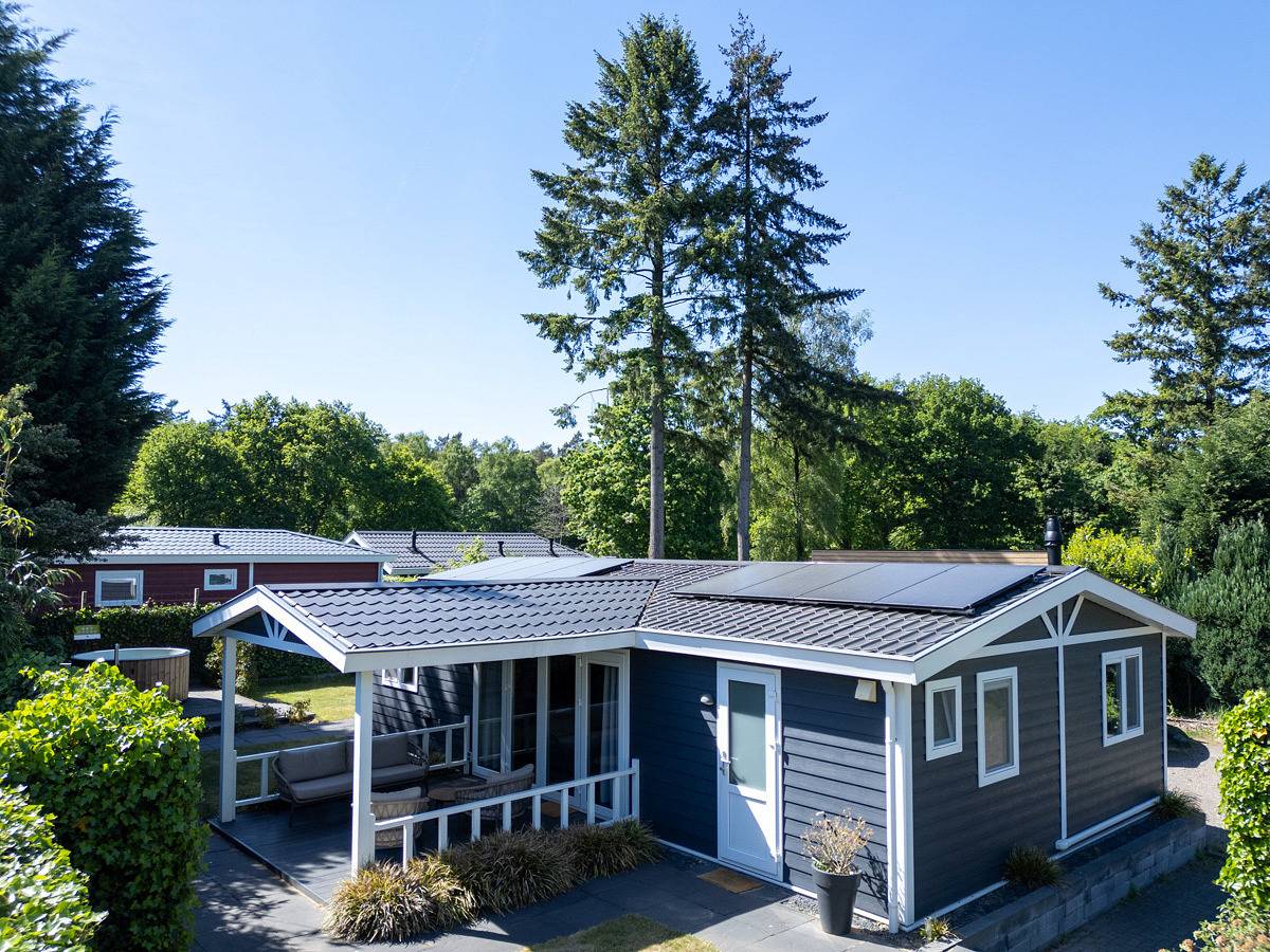 Vakantiepark De Thijmse Berg — Heuvelrug Cottage met hottub | 6 personen in Rhenen, Provincie Utrecht