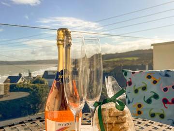 Holiday Rental for 6 People in Benllech, Isle of Anglesey, Photo 2