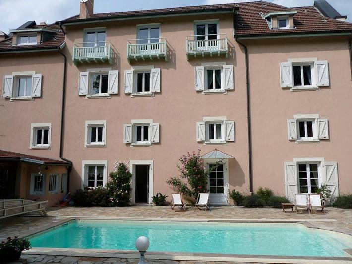 Chambre d’hôte pour 2 personnes, avec Terrasse et Jardin ainsi que Piscine et Sauna à Vaugneray