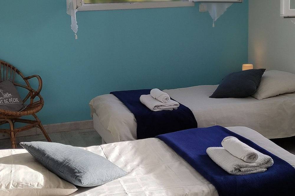 Loft très spacieux à Carantec (Finistère),grand jardin et parking clos. in Carantec, Ceinture Dorée