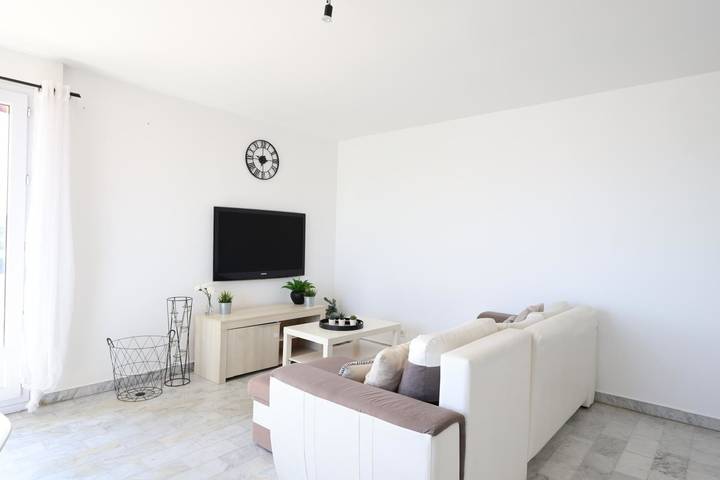Ganze Wohnung, Ferienwohnung für 6 Personen mit Balkon in Frejus, Mittelmeerküste (Frankreich)
