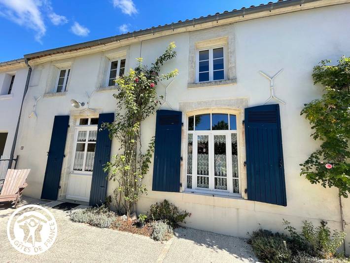 Gîte pour 6 personnes, avec Terrasse et Jardin