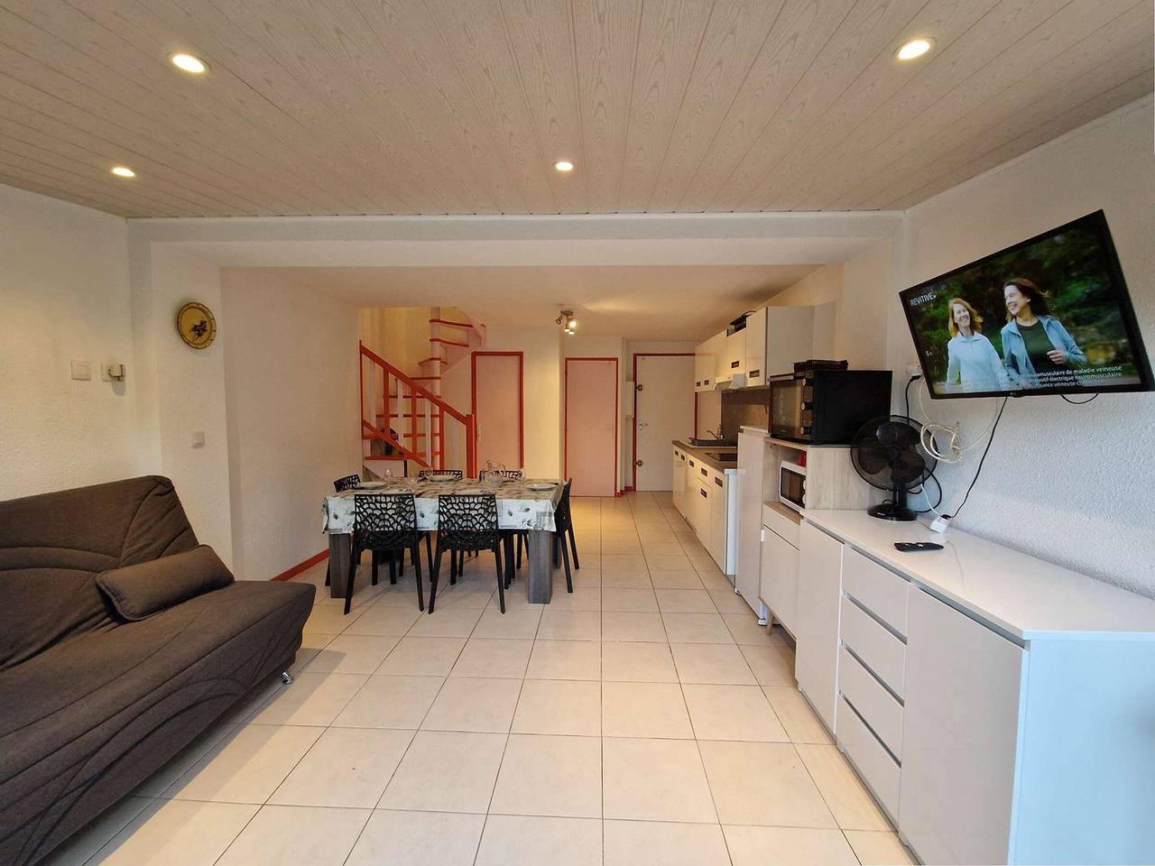 Maison spacieuse avec piscine, tennis et terrasse, parking privé à Marseillan in Marseillan, Côte méditerranéenne (France)