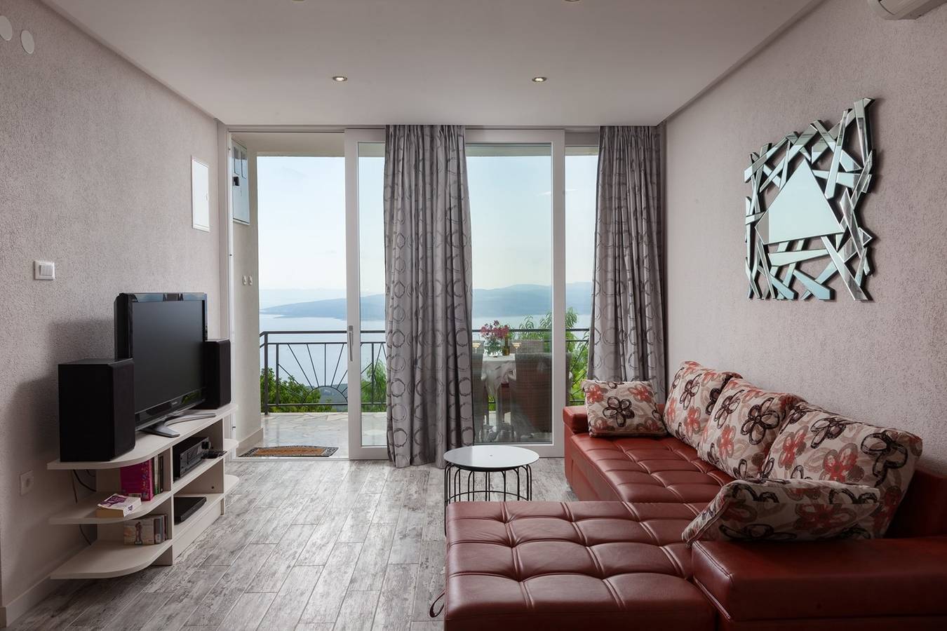 Villa Beloved near Baska voda, private pool in Baska Voda, Makarska Riviera